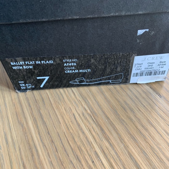 SOLD J. Crew Pointed-toe flats in snowy Stewart tartan - Picture 14 of 15